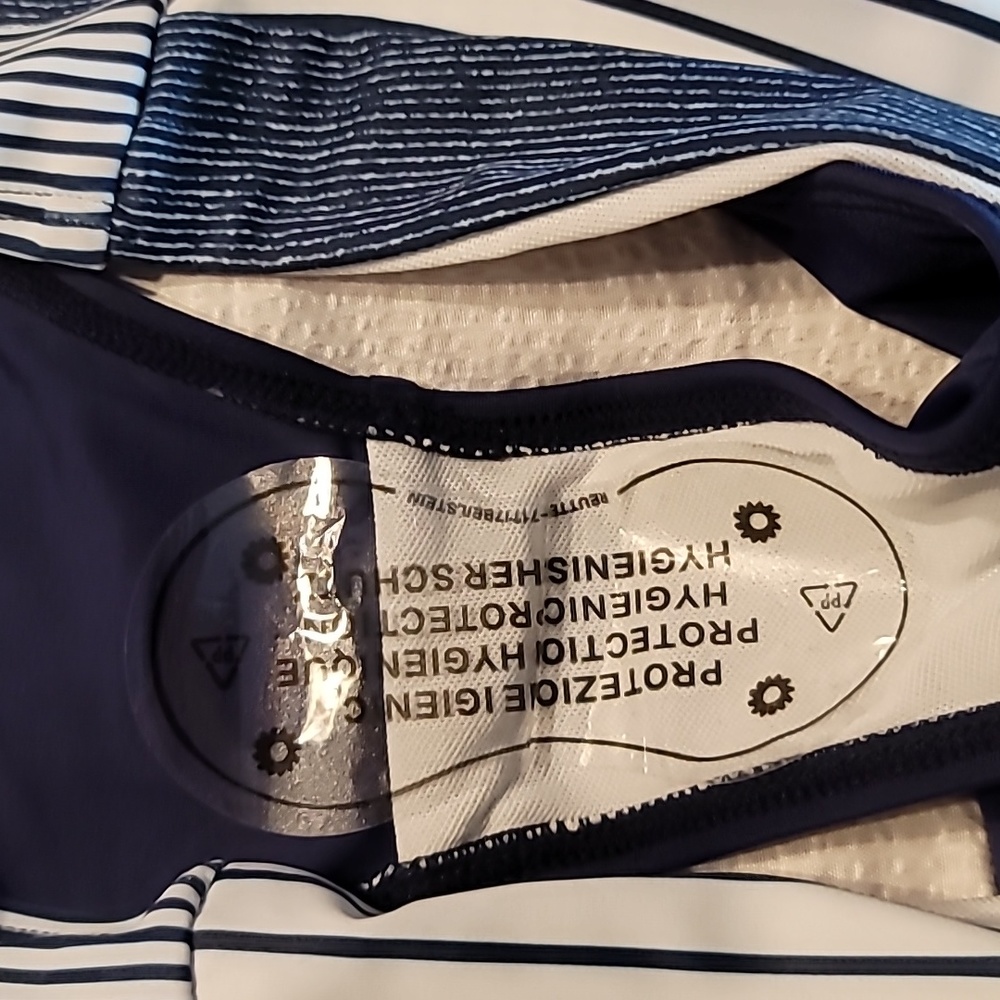 NWOT lines of design angled slimming bust enhancing bikini swim suit halter - Picture 8 of 11